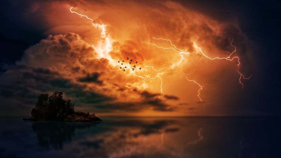 Storm Magic Misconceptions: What Lightning and Thunder Symbolize in Spiritual Practice