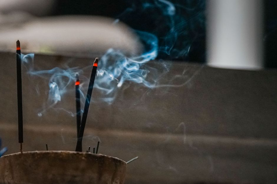When Incense Smoke Is Too Much: How to Keep a Smoke Ritual Without the Coughing