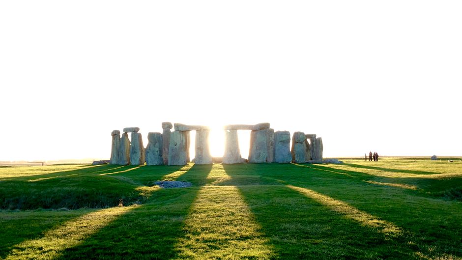 How to Use Trilithon Stone Alignment in Rituals for Enhanced Ancestral Communication