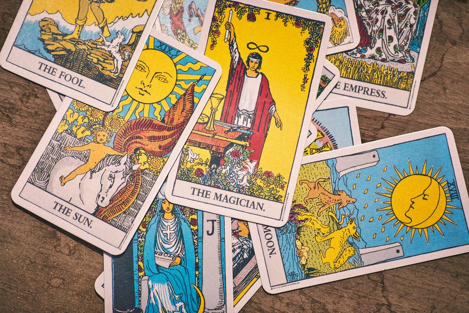 Why Renaissance Magicians Repeated Words and Stared at Symbols: Attention and Repetition in Historical Ritual