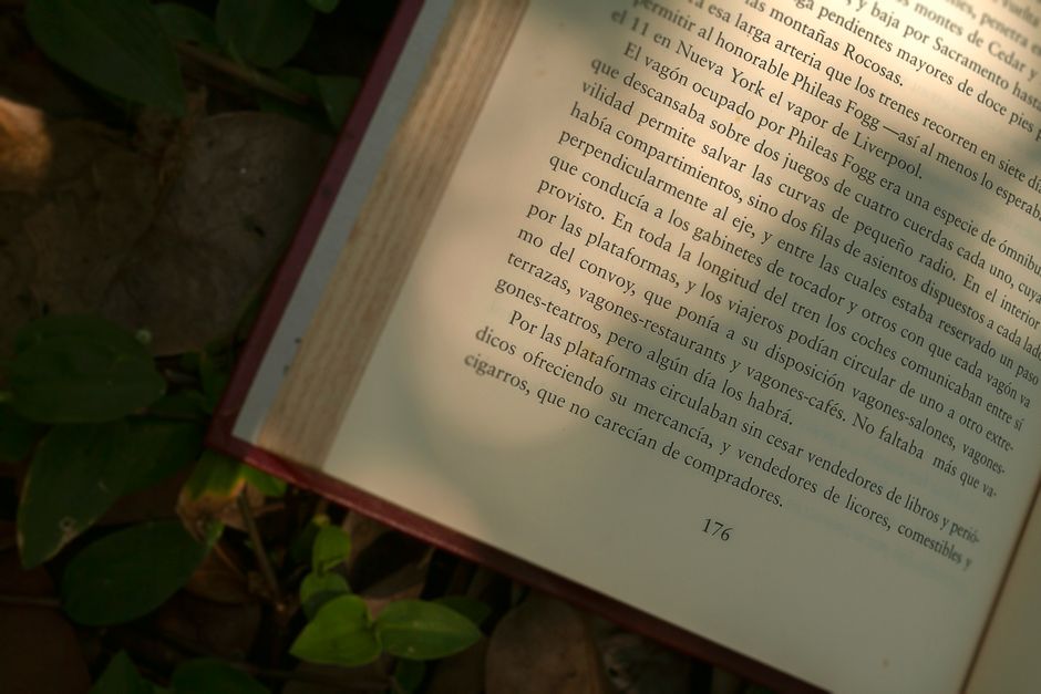 The Science Behind Bibliomancy: How Random Book Passages Can Guide Reflection
