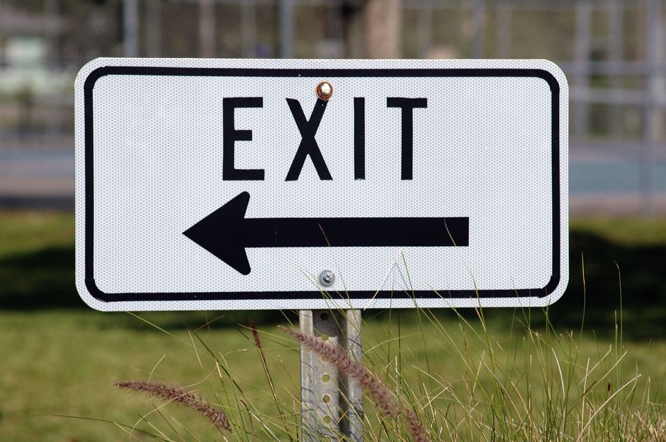 The Exit Plan You Keep Postponing: A Sigil Practice for Facing the Fear of Leaving