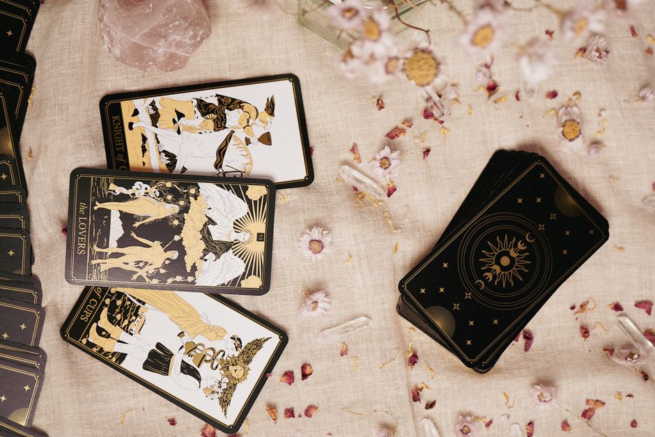 Choosing Your First Energy Clearing Ritual: Printable Kit vs. Guided Audio