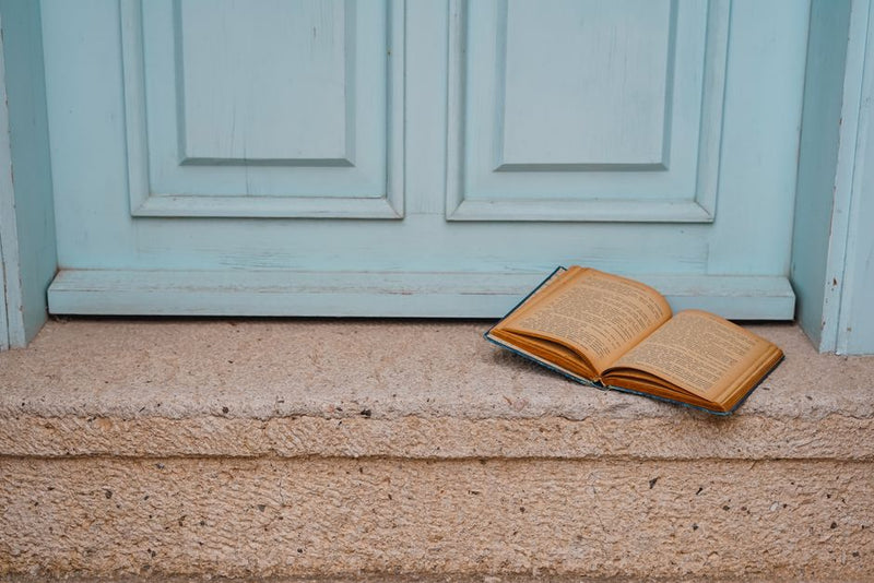 How to Open and Read the Akashic Records: A Step-by-Step Guide for Beginners
