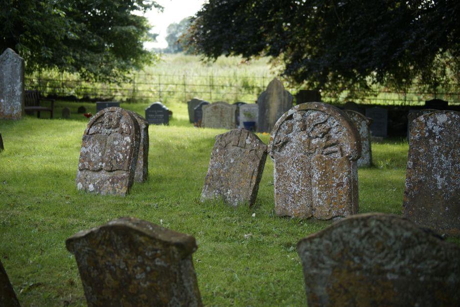 Honoring Ancestors Without the Overwhelm: A Beginner's Guide to Ancestor Veneration Tools