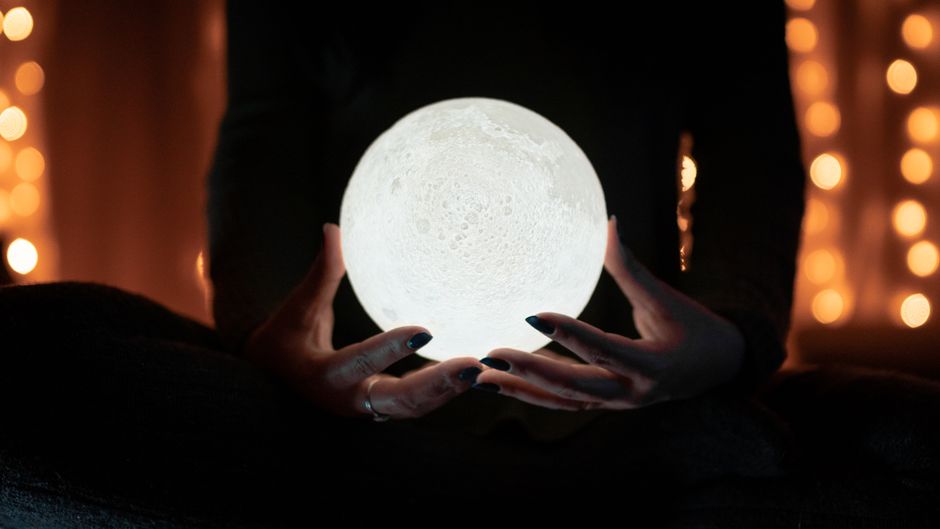 Expert Picks: The Best Audio Tools for Lucid Dream Induction and Recall Enhancement