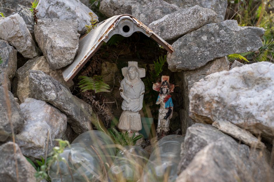 Why Seasonal Altars Are Not Ancient Shrines: Popular Culture and the Myth of the Permanent Sacred Space
