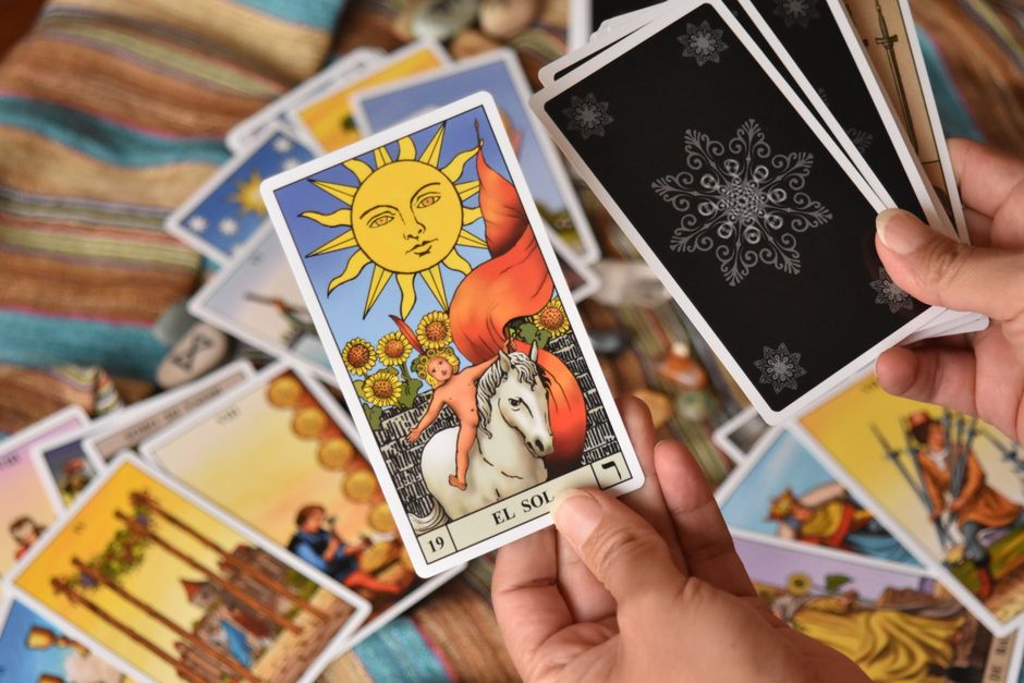How to Choose a Numerology Practice Upgrade: From Printable Rituals to Ambient Audio and Symbolic Decor