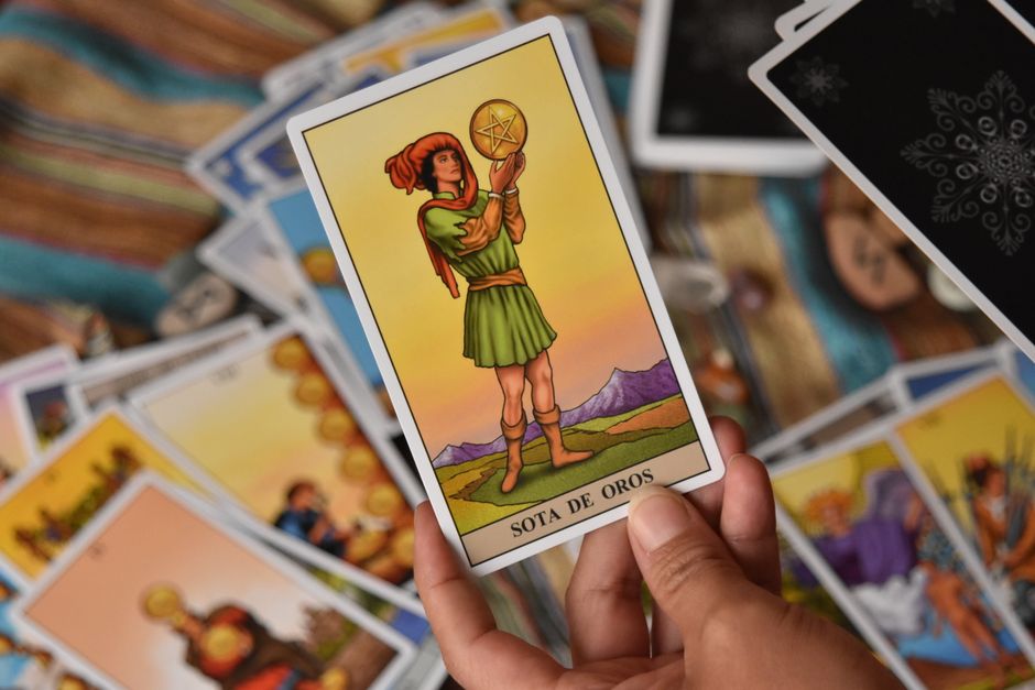 How to Choose a Tarot Practice Companion Without Buying Too Much