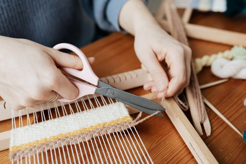 Cord Cutting by Bond Type: When to Use Severance, Knot Loosening, or Thread Weaving for Different Attachments
