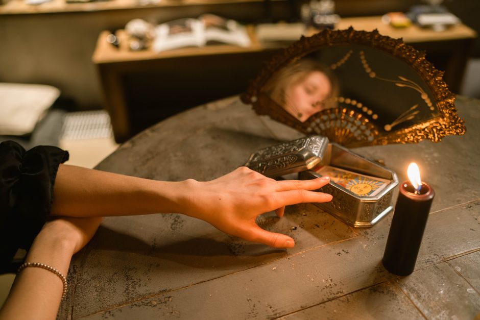 Surprising Facts About Mirror Magic: History, Symbolism, and Modern Practice