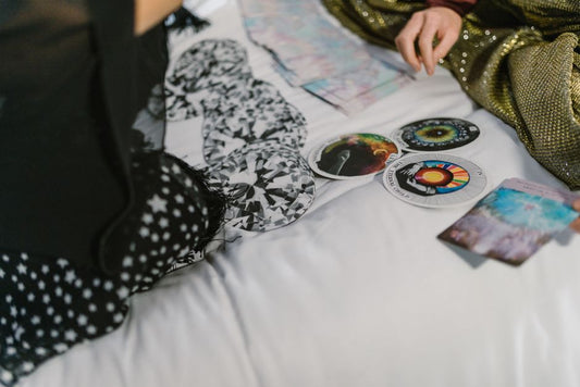 How Dream Interpretation Is Structured: The Difference Between Dream Dictionaries and Contextual Reading