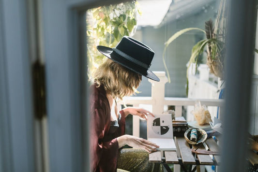 A Guide to Keeping an Astrology Journal That Actually Works for You