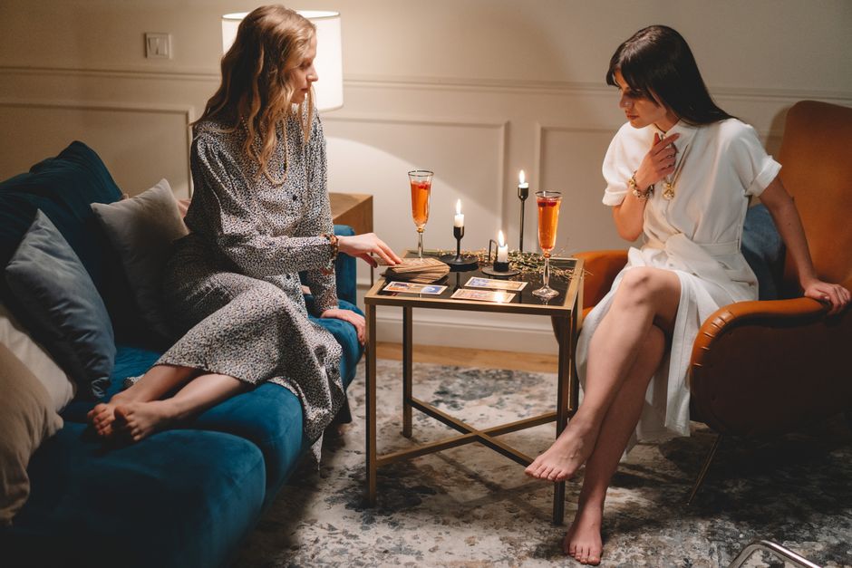 Bone Reading at Night: How to Build a Sustainable Evening Practice