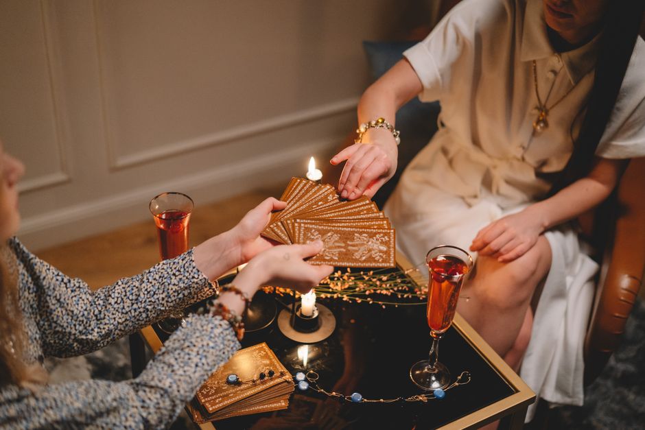 I Ching for Beginners: What to Avoid and How to Choose