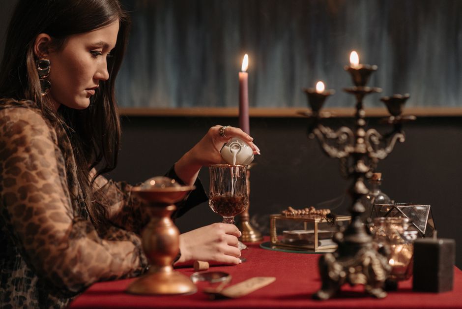 Best Tools for Hermetic Study: A Complete Buying Guide for Spiritual Seekers