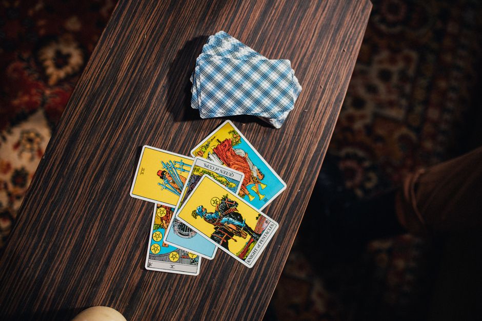 Why You Keep Asking the Same Tarot Question and How to Break the Loop