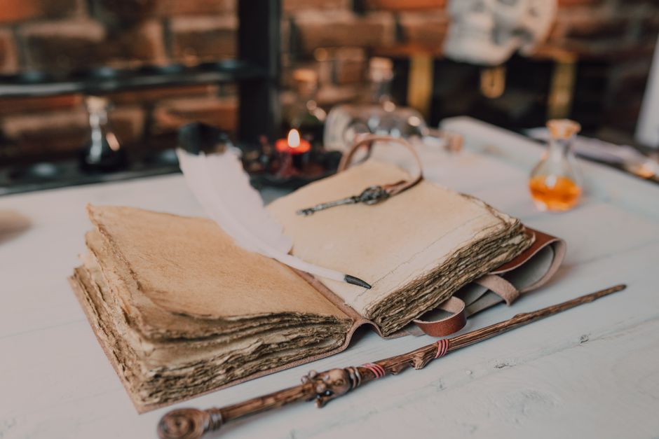 Did Women Write Grimoires? Gender, Authorship, and Ritual Authority in Early Modern Magic Books
