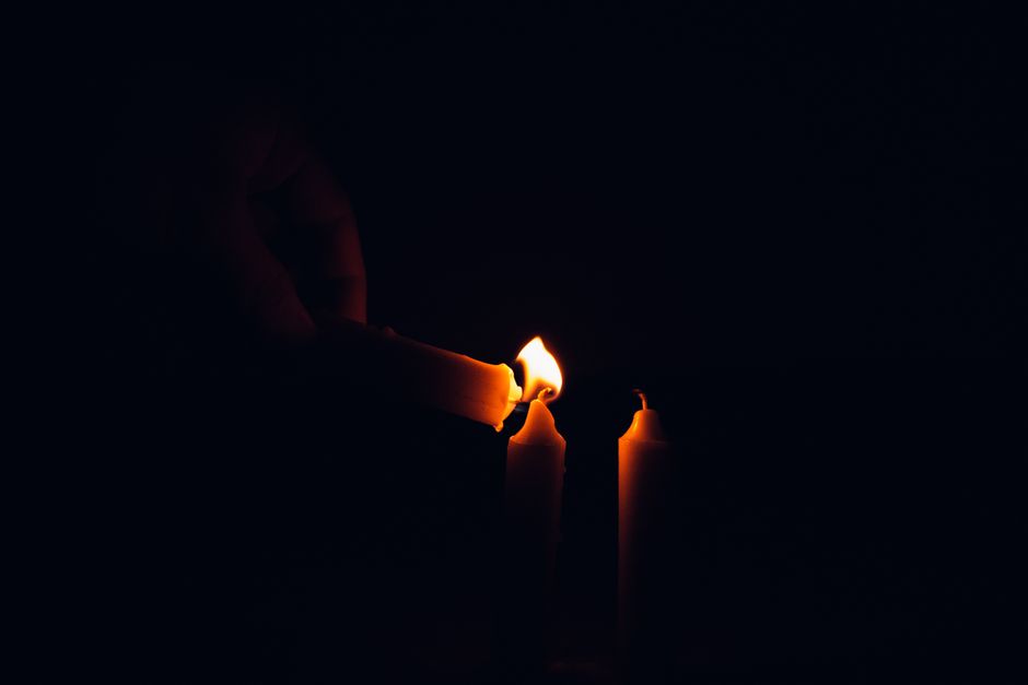 Your Sun Candle Cracked Mid-Ritual: Repair It, Replace It, or Just Keep Going?