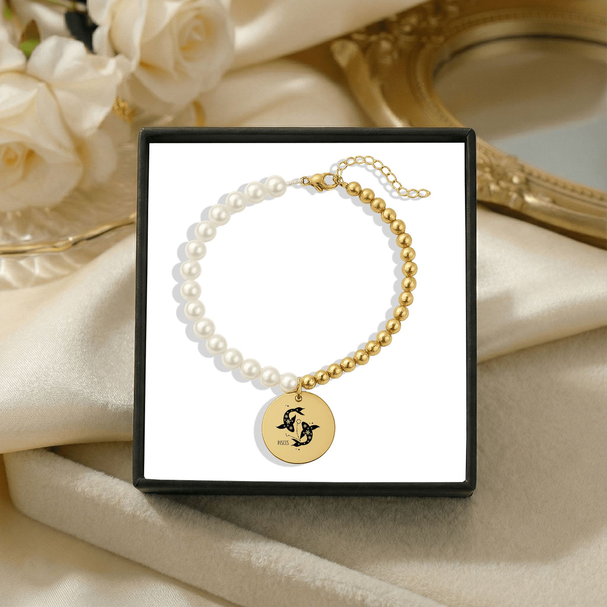 Pisces Premium Pearl & Gold Coin Bracelet: Mother of Pearl
